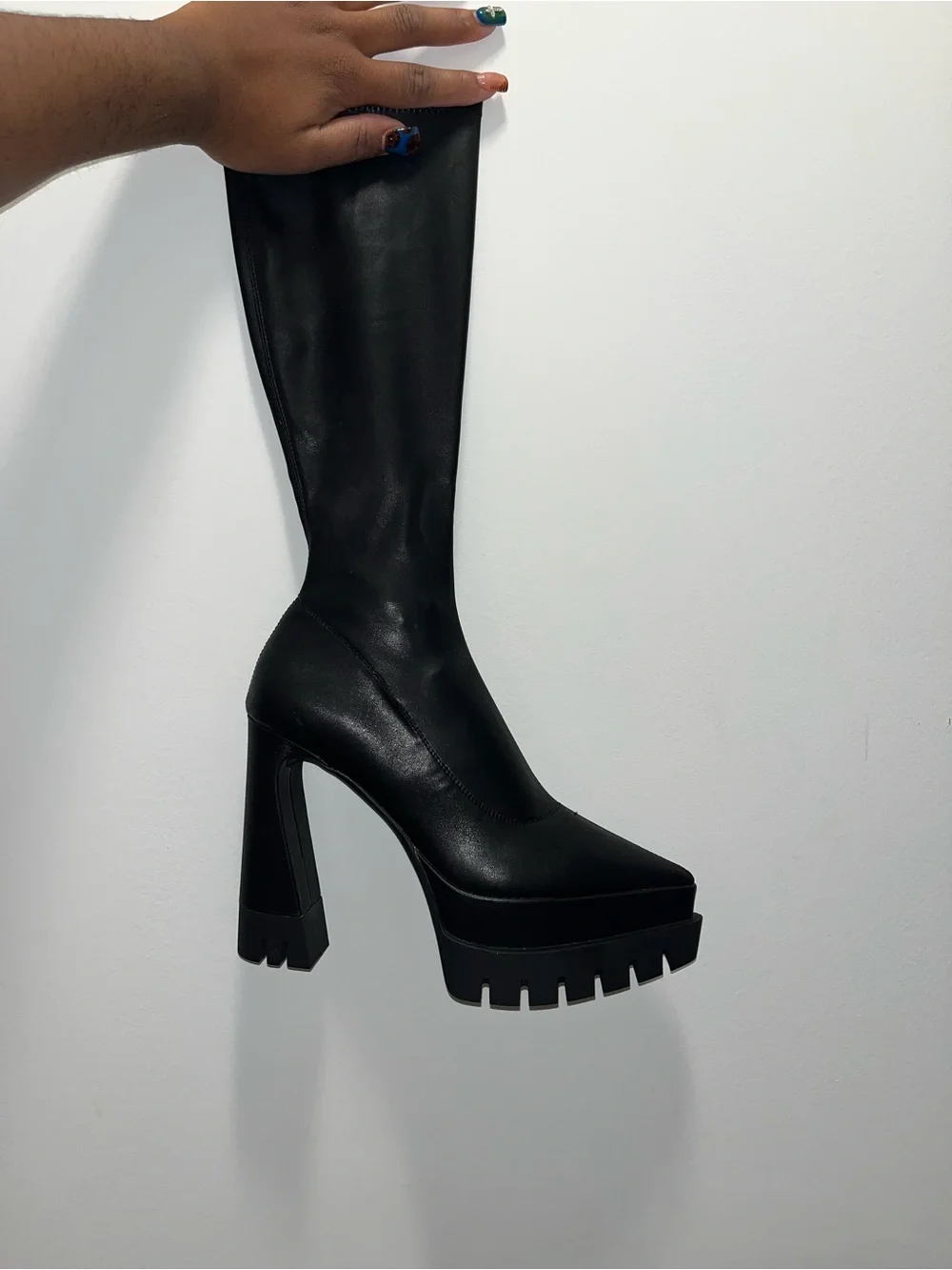 Steve Madden Sexy Black Platform Knee-High Women's Boot - Classic Style